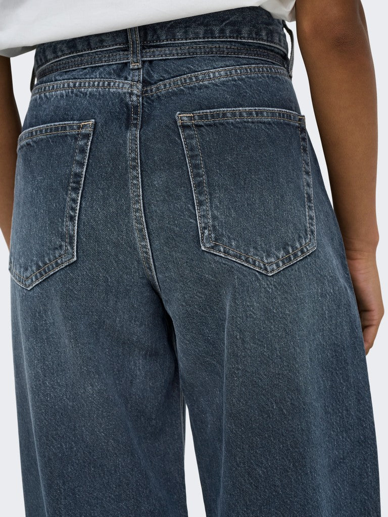 Jeans denim color