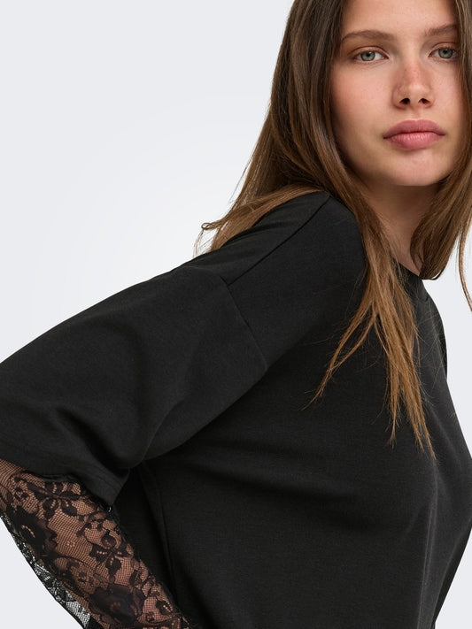 T-shirt maniche pizzo doppiata