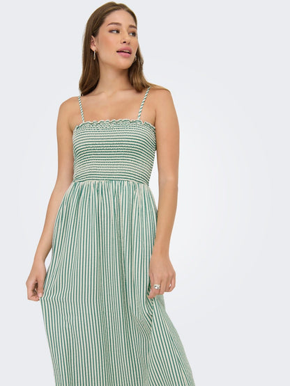 Abito spallini busto punto smock