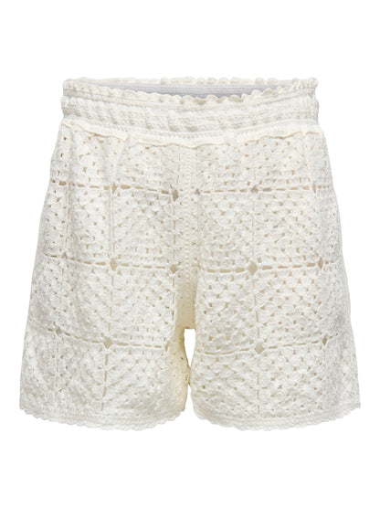 Short macrame