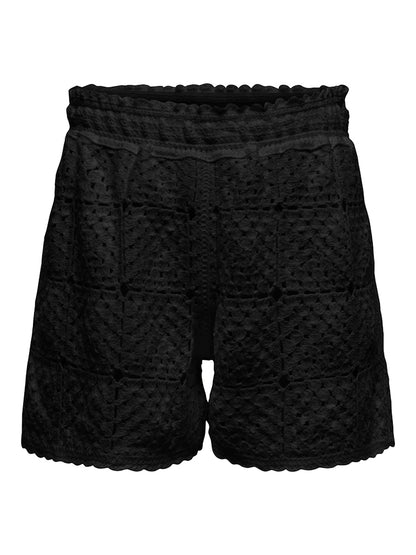 Short macrame