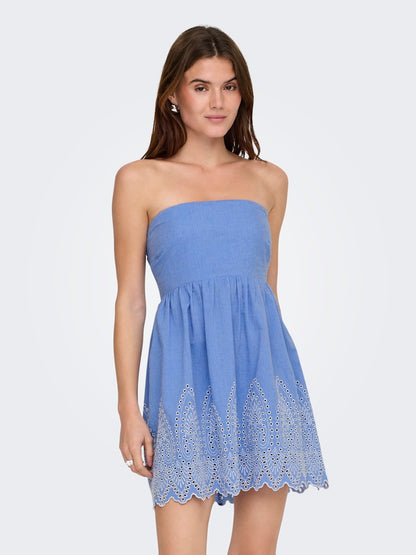 Abito fascia fondo sangallo