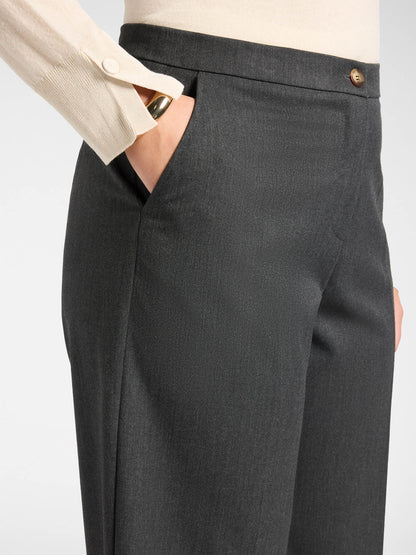 Pantaloni chinos