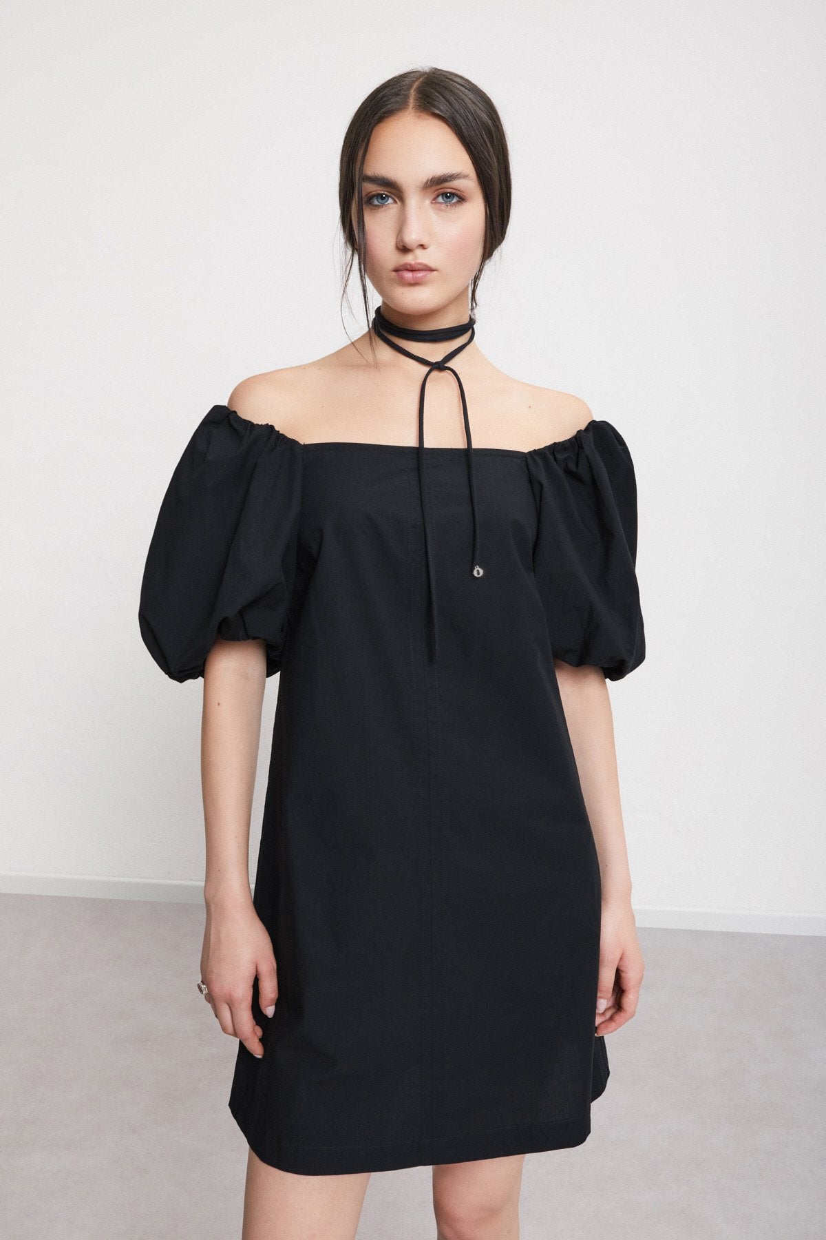 Abito maniche sbuffo