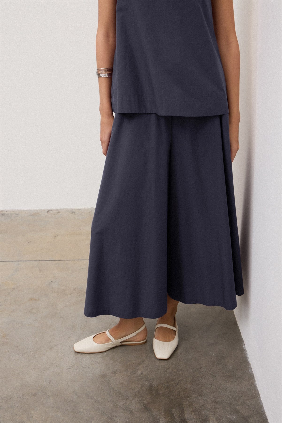 Pantaloni larghi