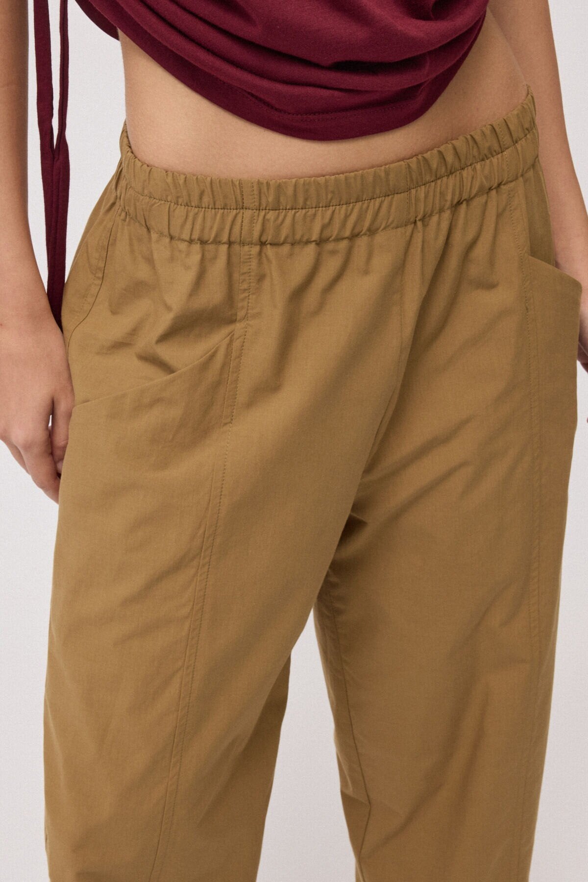 Pantaloni tasche laterali