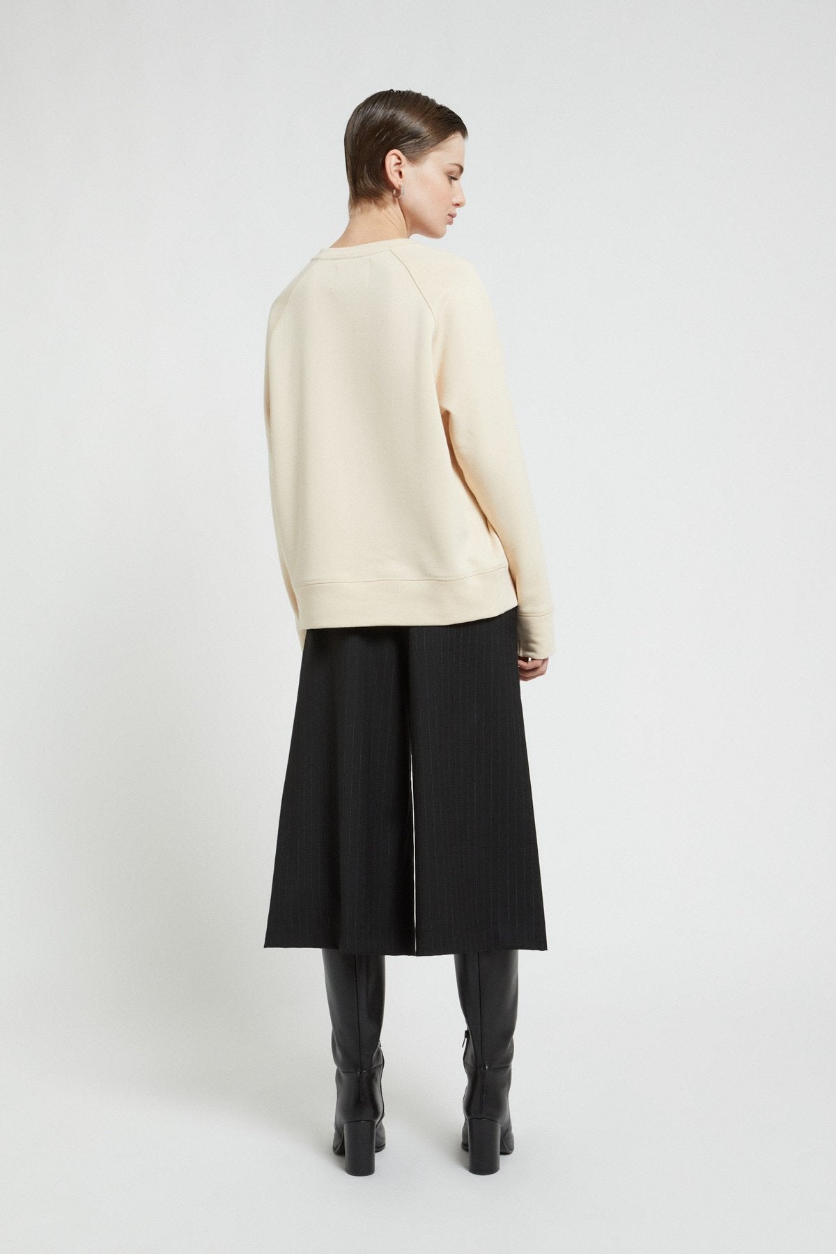 Gonna pantalone gessata