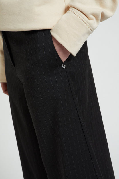 Gonna pantalone gessata