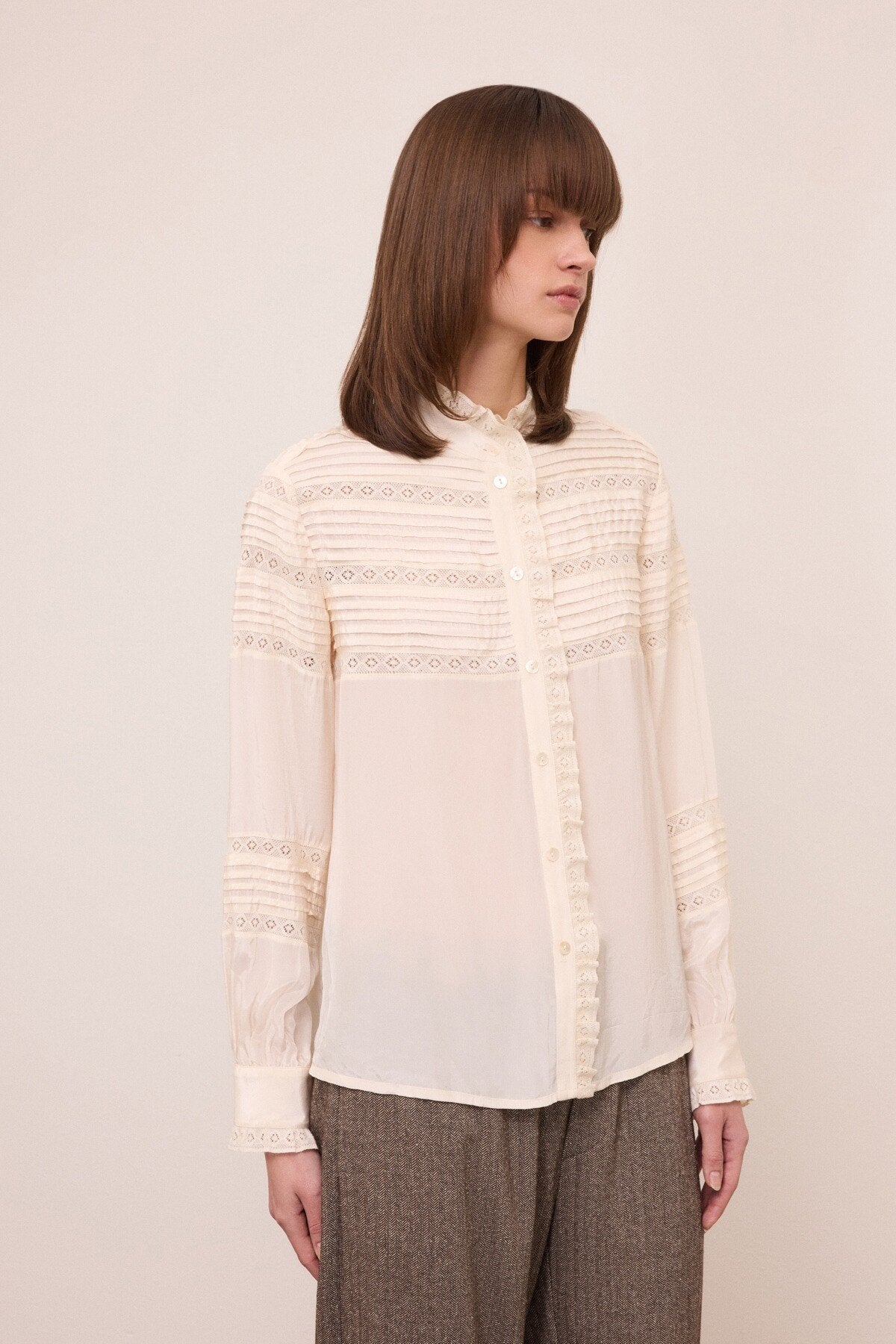 Camicia coreana inserti pizzo
