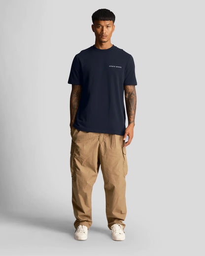 T-shirt scritta ricamata