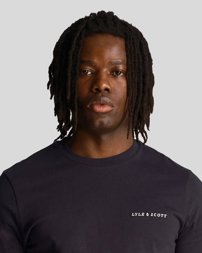 T-shirt scritta ricamata