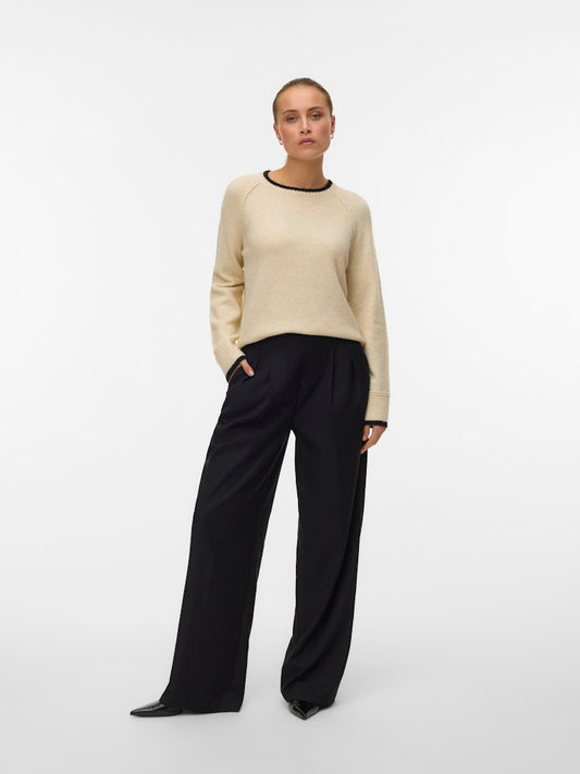 Maglia scollo profilato