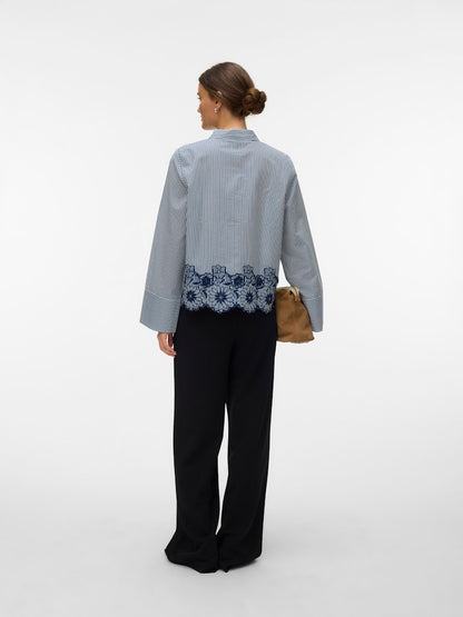 Camicia righe ricamo