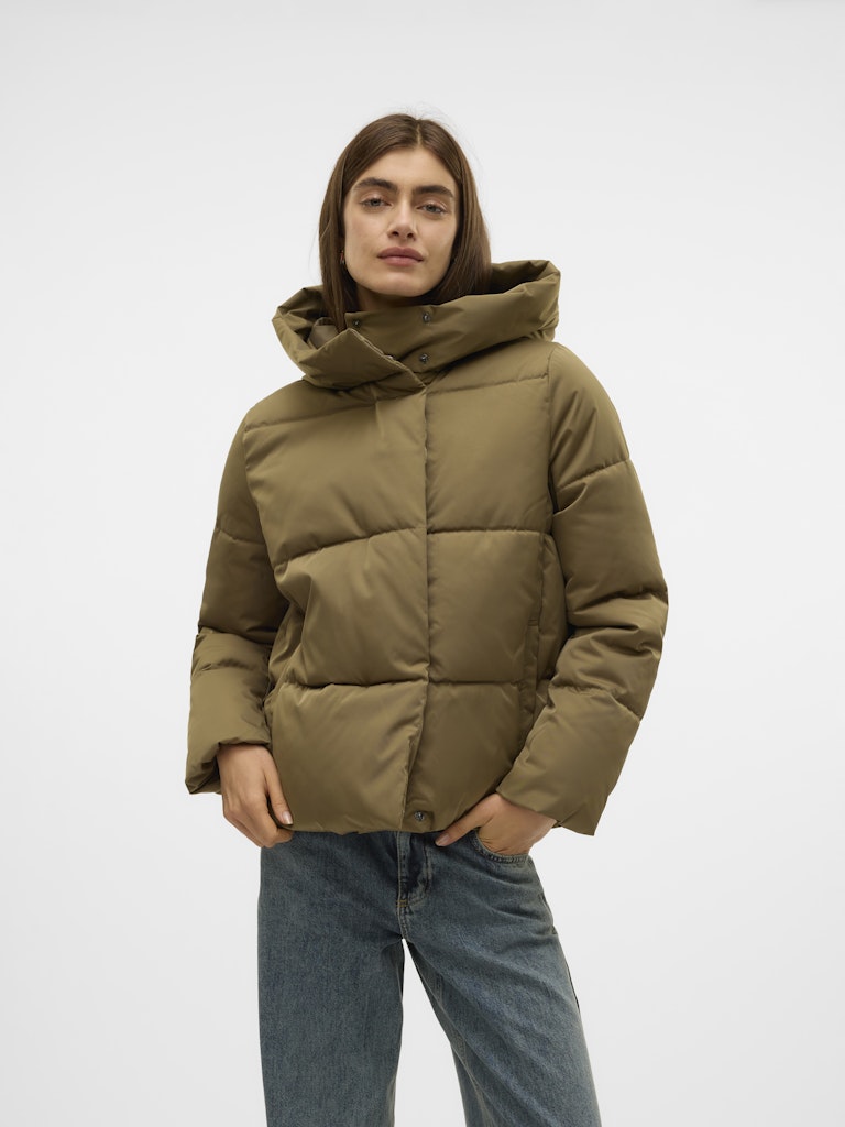 Piumino corto cappuccio