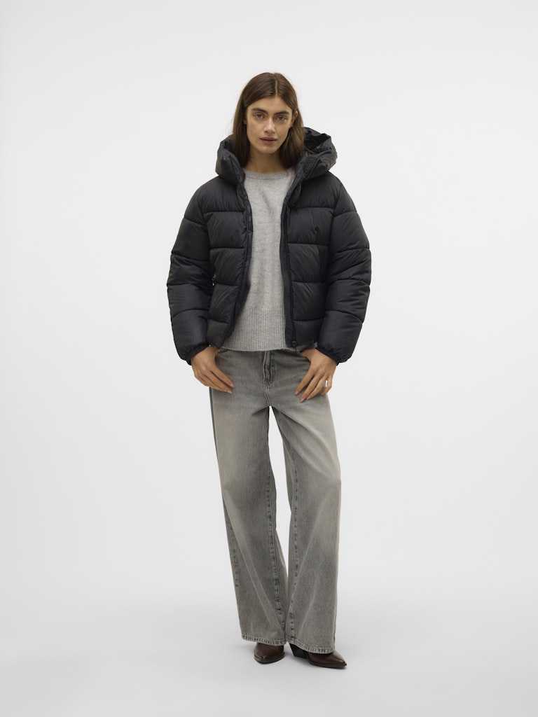 Piumino corto cappuccio