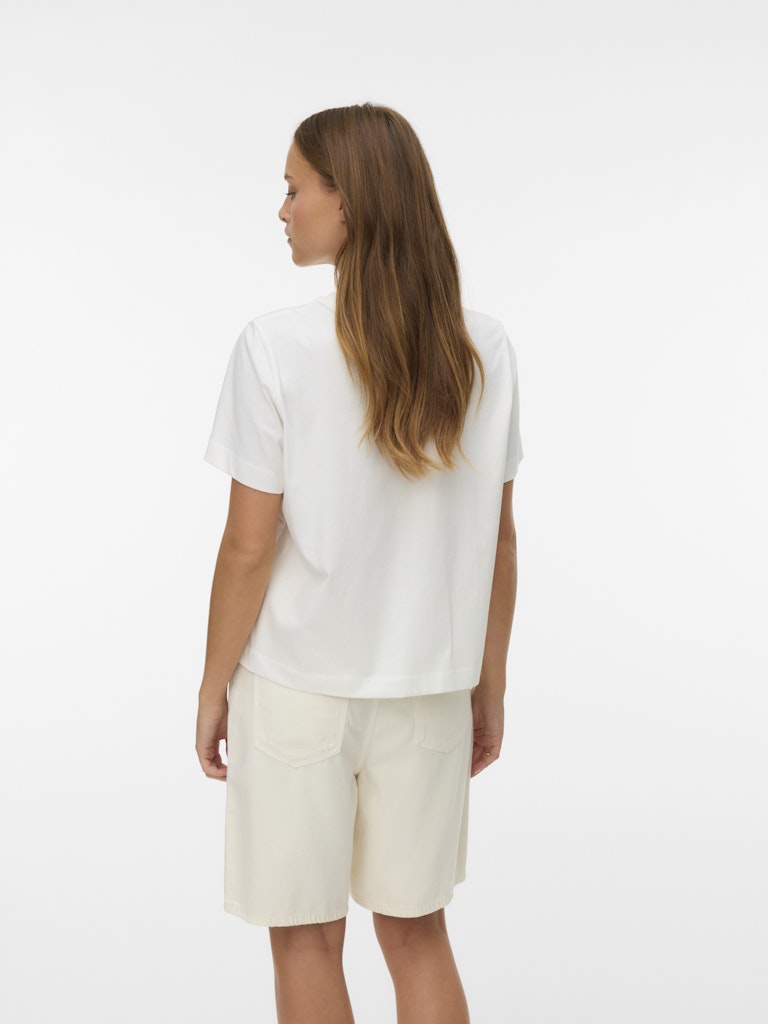 T-shirt ricamata