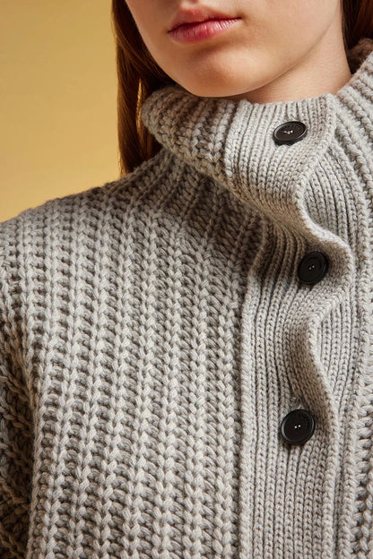 Cardigan lupetto bottoni