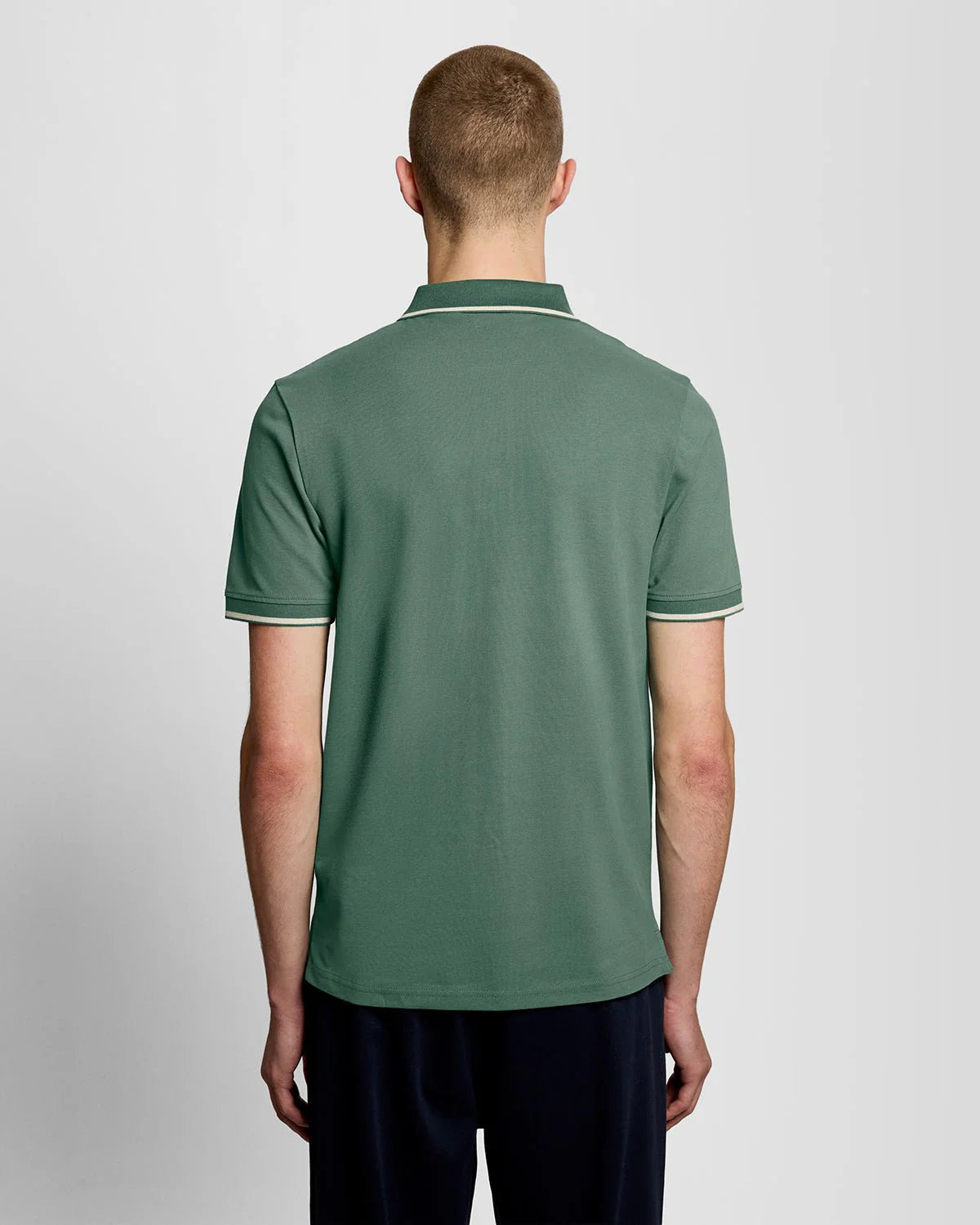 Polo contrasti