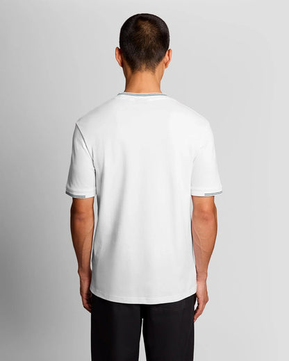 T-shirt contrasti
