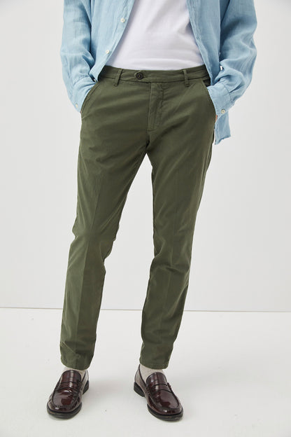 Pantaloni gabardina stretch