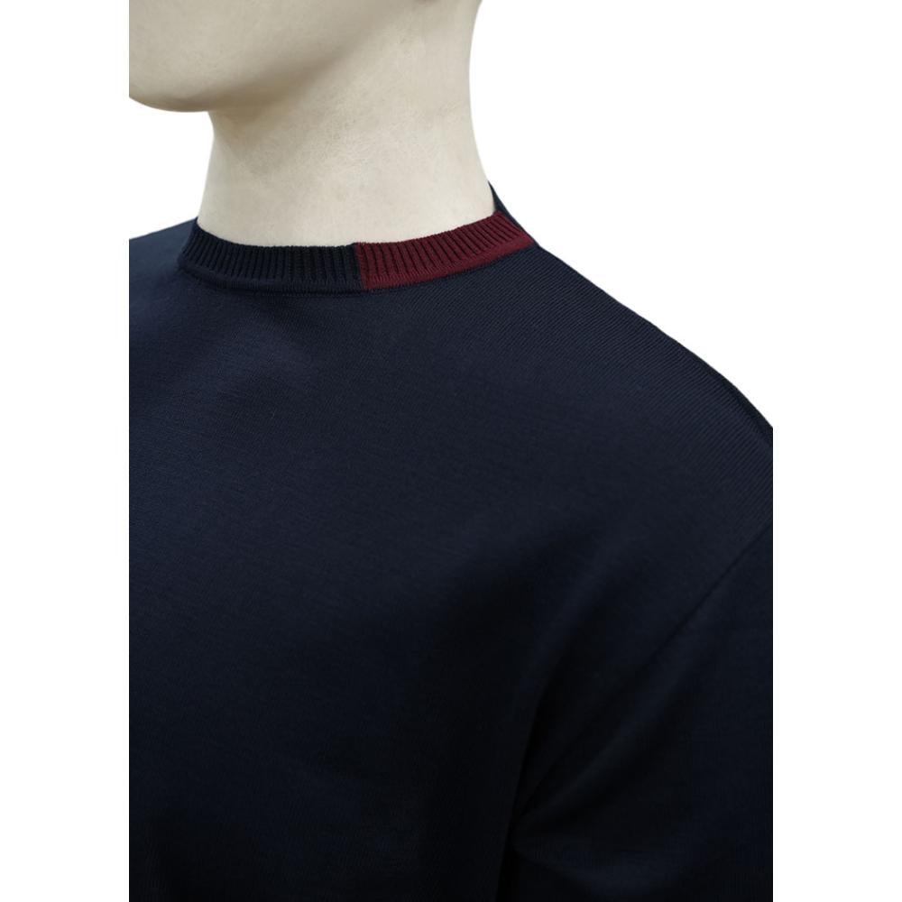 Maglia girocollo contrasti